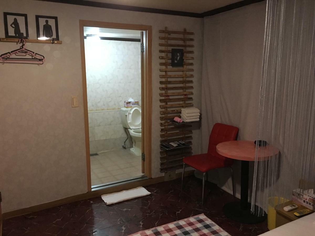 Coin Motel Busan Eksteriør billede