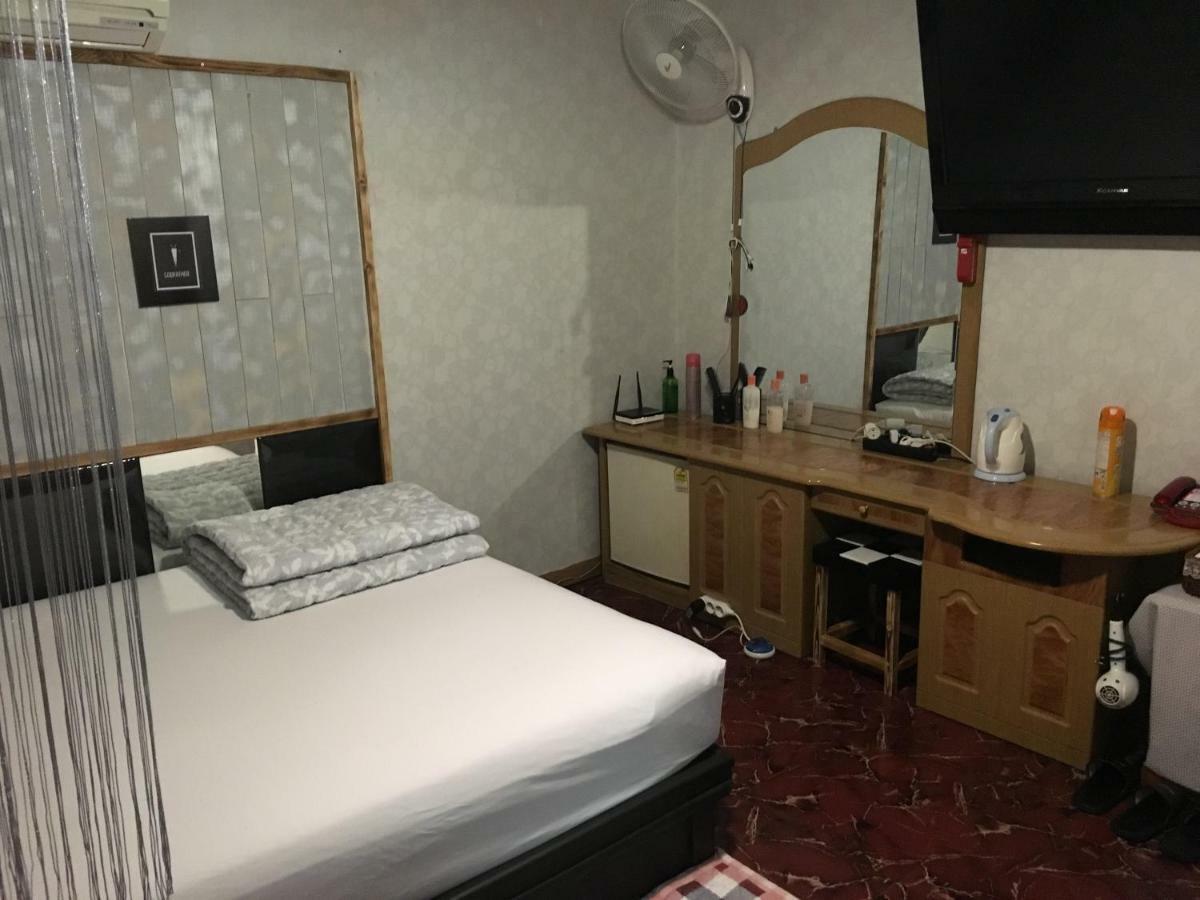 Coin Motel Busan Eksteriør billede