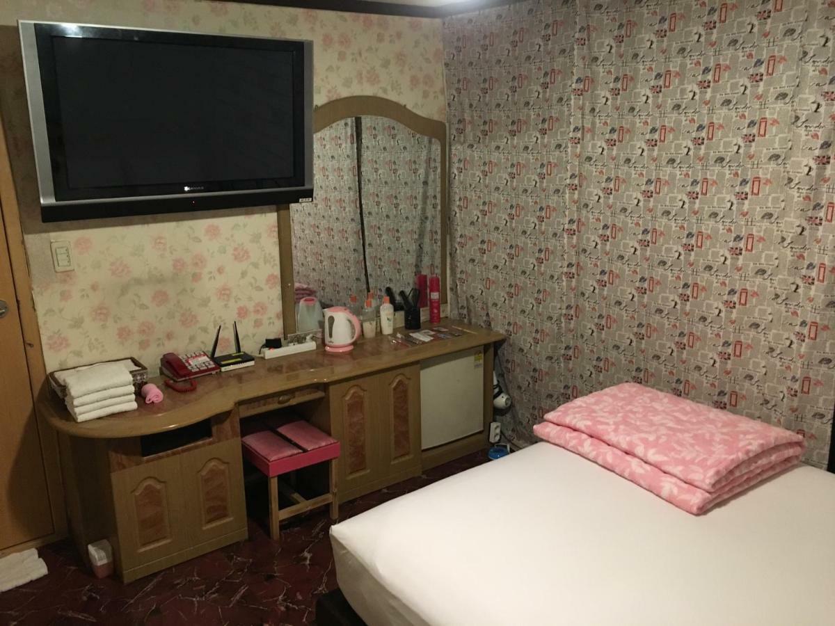 Coin Motel Busan Eksteriør billede